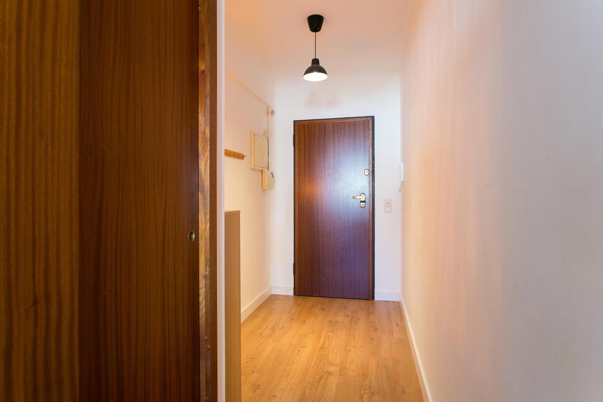 Apartamento central e confortável junto ao bairro da Graça Lisbona Esterno foto